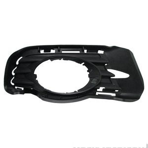 قطعة داخلية للصدام - MERCEDES-BENZ C300 Front Right ( 2009)