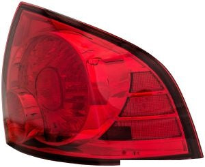 مجموعة المصباح الخلفي - NISSAN SENTRA يمين ( 2005)