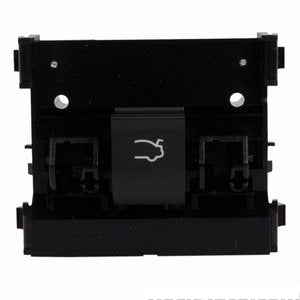 زر مثبت السرعة - D  POLICE INTERCEPTOR SEDAN ( 2015)