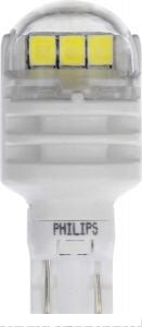 لمبة الرجوع للخلف - INFINITI M37 ( 2013 )