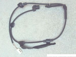 فيشة مستشعر سرعة ABS - TOYOTA ECHO ( 2005 )