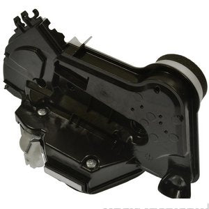 ماكينة قفل الباب - TOYOTA HIGHLANDER خلفي يسار ( 2021 )