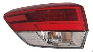 مجموعة المصباح الخلفي - TOYOTA HIGHLANDER يسار ( 2019 )